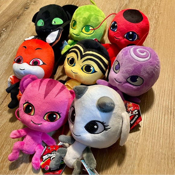 Miraculous Ladybug Kwamis - Full Set of 8 - Picture 3 of 3